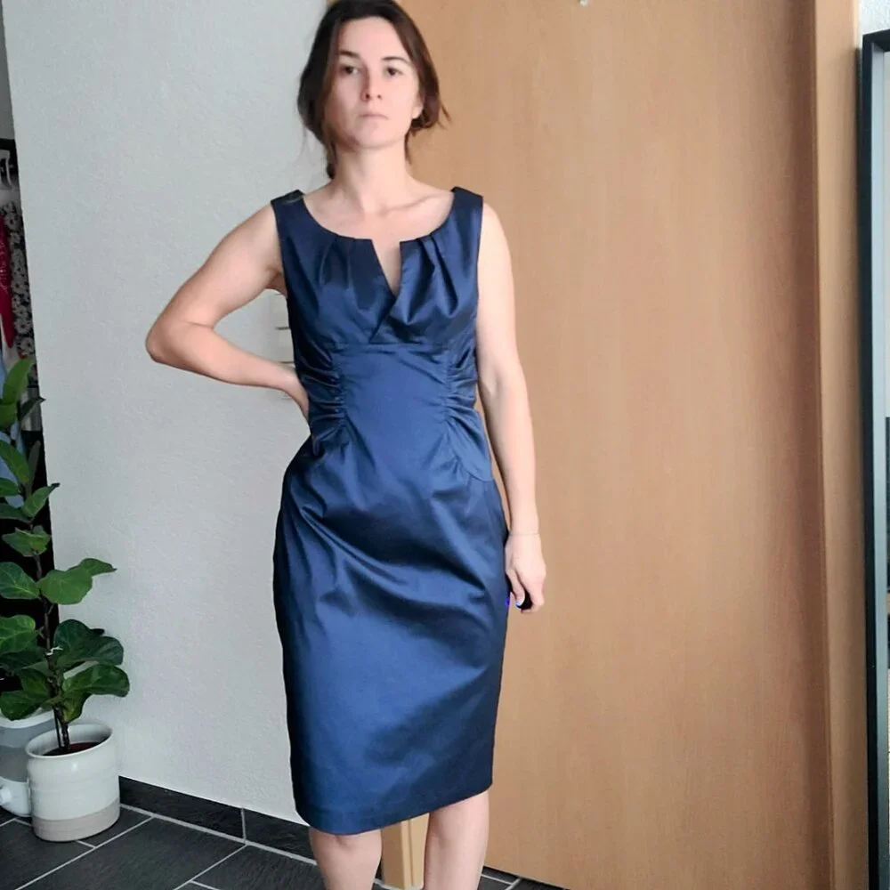 Adrianna Papell Taffeta Metallic Navy Blue Sleeveless Knee Length Evening Dress - Picture 10 of 13